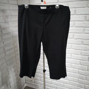 Reitmans Ladies Black Size 14 Plus Pull On Cropped Pants